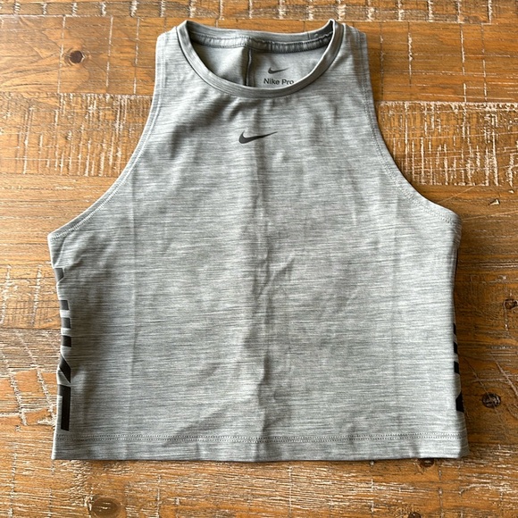 Nike Tops - NWOT Nike Pro Tank